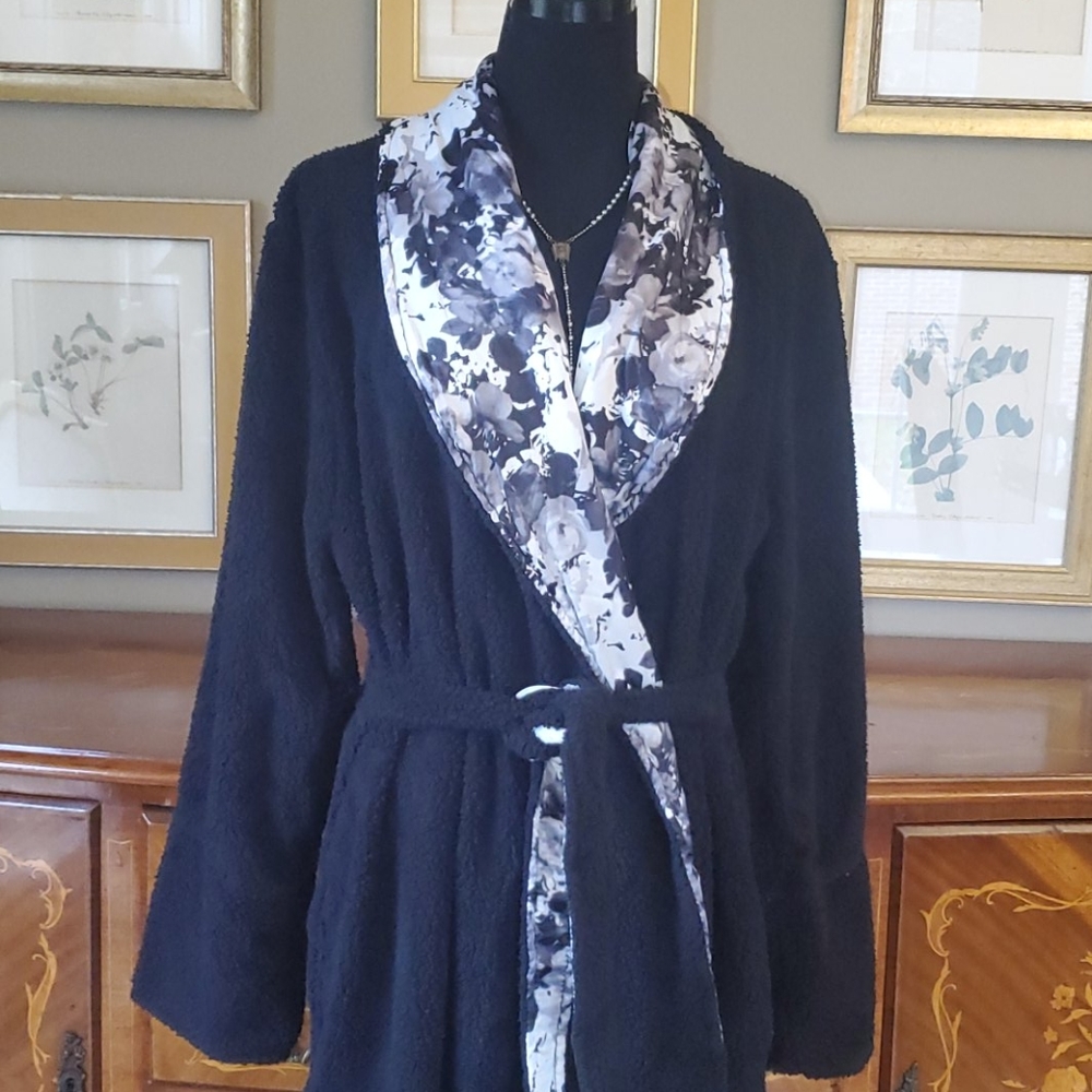 0122 Soft & Cozy Robe - Picture 2 of 6